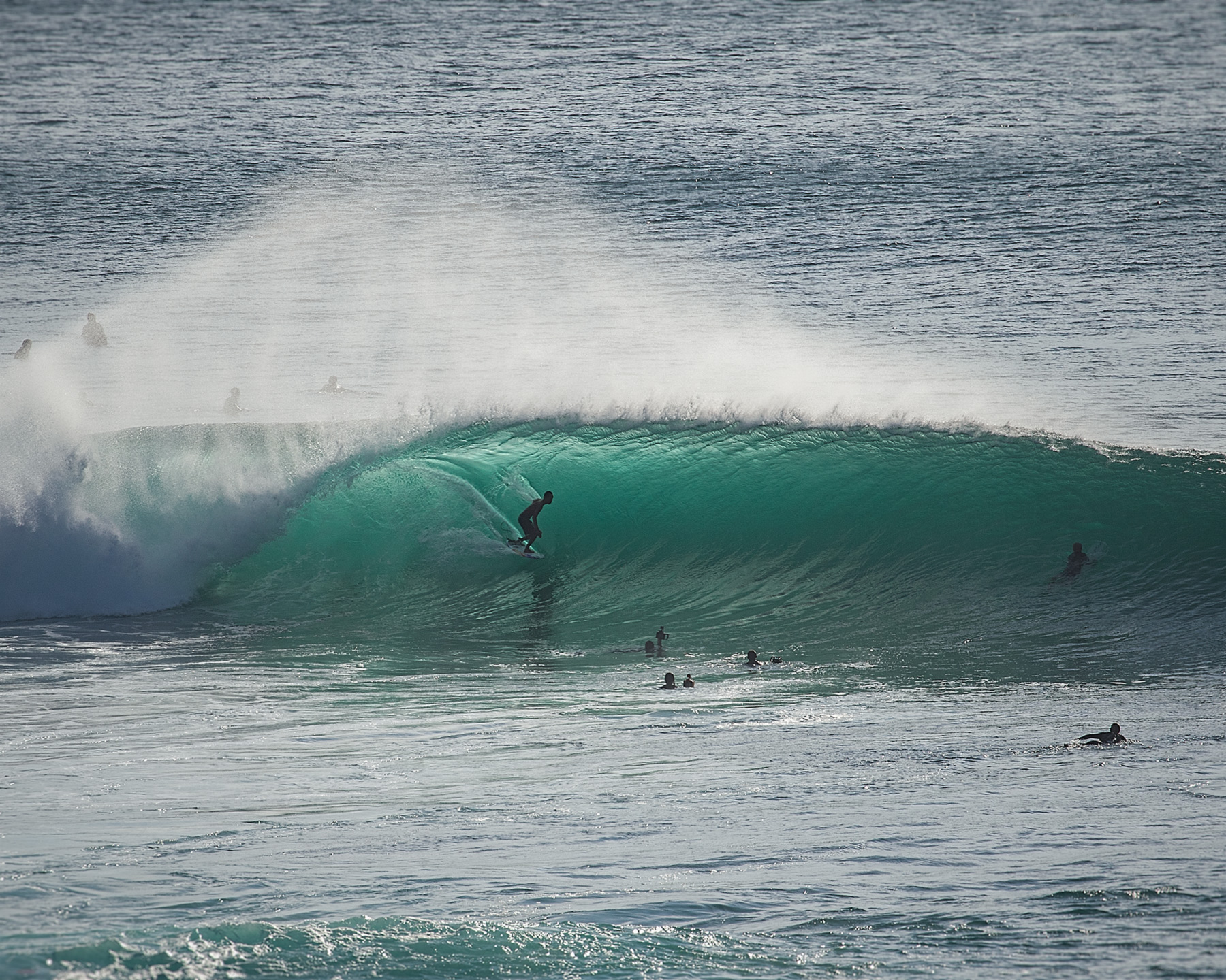 surfing padang padang